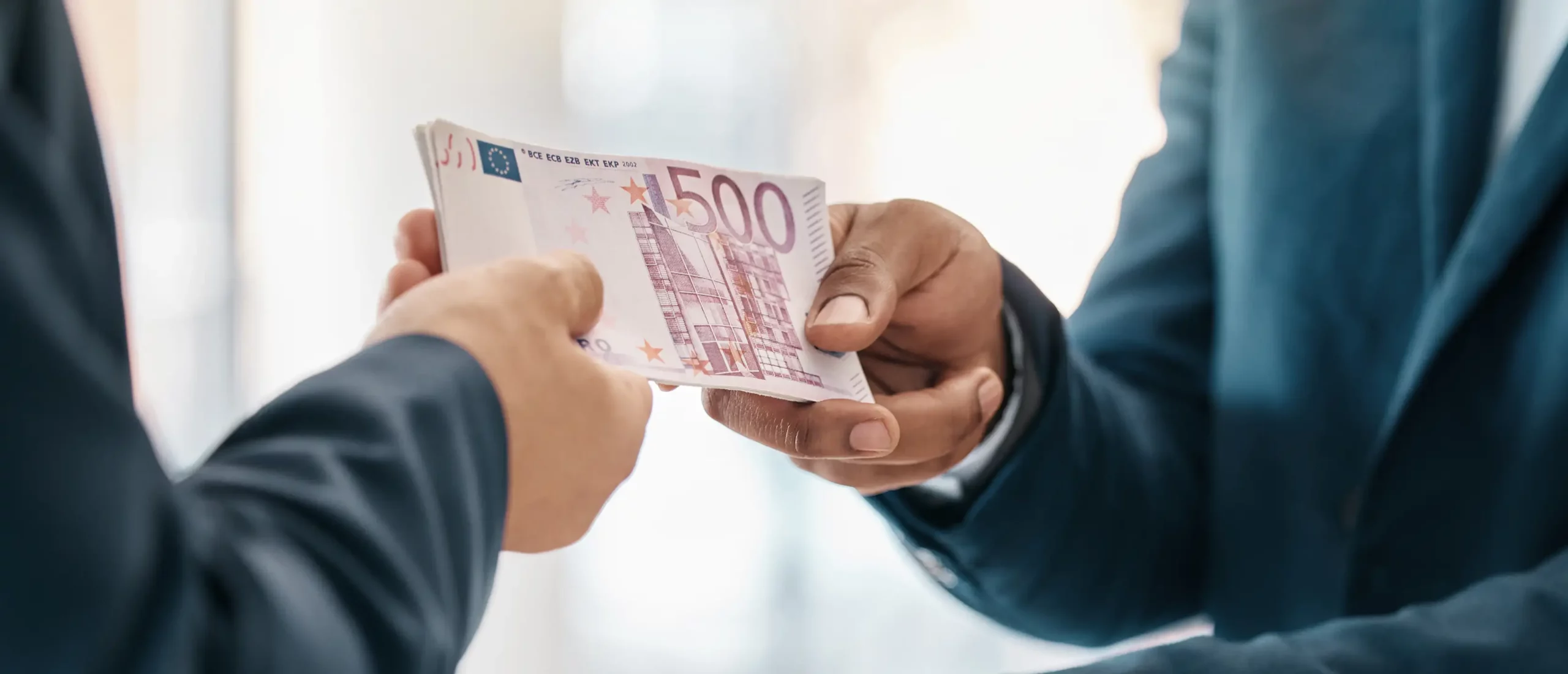 دربارۀ این مقاله بیشتر بخوانید چگونه پوند بفروشم ؟