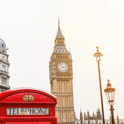 london-telephone-booth-and-big